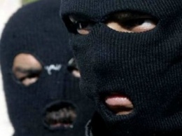 В Запорожской области неизвестные в масках пытались ограбить банкомат