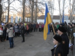 В николаевской школе открыли памятную доску в честь героя АТО