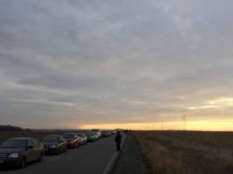 Очевидцы настоятельно рекомендуют отложить поездку через блокпосты Артемовского направления
