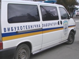 В Харькове ищут бомбу в школе, эвакуированы более 500 учеников
