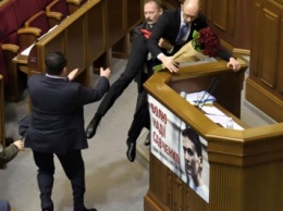 Отчет с вынесением: Как Яценюку случайно "подняли рейтинг"