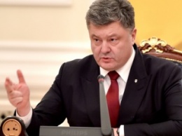 Порошенко заявил о необходимости дальнейшей децентрализации власти в Украине
