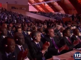 Мировые лидеры приветствовали достигнутое в Париже соглашение по климату