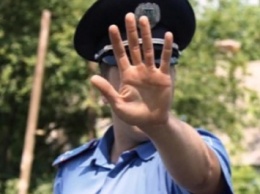 Следователь полиции в Запорожье погорел на взятке