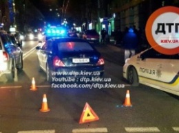 В Киеве в ДТП попала машина посольства США