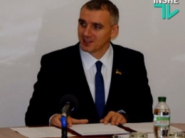 Сенкевич планирует создать в Николаеве коммунальное предприятие, оказывающее платные юридические услуги