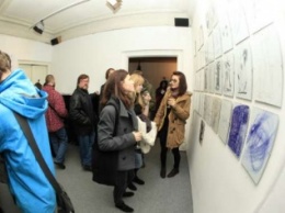 В столице открылась юбилейная выставка рисунков шариковой ручкой