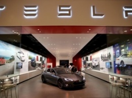 Объявлена дата выхода полностью беспилотного электромобиля Tesla