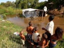 Наводнение в Южной Америке: 150 тыс. жителей покинули свои дома