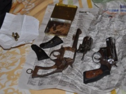 Житель Николаева хранил у себя два револьвера «для самообороны»