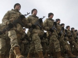 Украинским военным повысят зарплату?