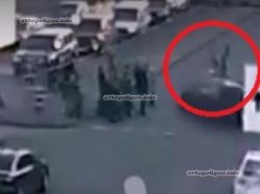 ВИДЕО ДТП в Киеве: пьяный на VW Passat, удирая от полиции, сбил пешехода