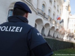 Австрийская полиция сообщила о повышенной террористической угрозе в период зимних праздников в городах ЕС