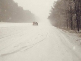 Несколько областей Украины засыпало снегом