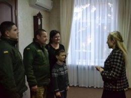 Москаленко поздравила с новогодними праздниками семьи военнослужащих 229-й бригады тактической авиации