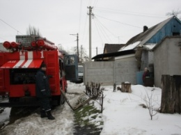 Пожар в Запорожской области: спасатели тушили огонь около часа