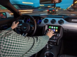 Автомобили Ford получат поддержку платформы Apple CarPlay