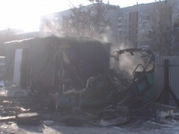 В Харькове в металлическом вагончике сгорел бездомный