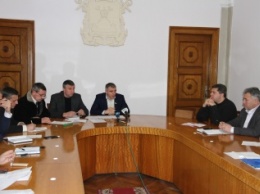 В ожидании непогоды в Николаеве органы управления и городские службы переведены в усиленный режим работы