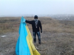 Сепаратисты сорвали украинский флаг, развивавшийся над Лисичанском (ФОТО)