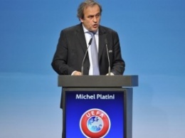 Платини официально отказался от участия в выборах президента ФИФА