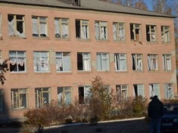 Вслед за школами в Сватово начинают ремонтировать и больницы