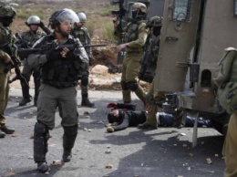 В Израиле двое арабов с ножами напали на военных на блокпосту