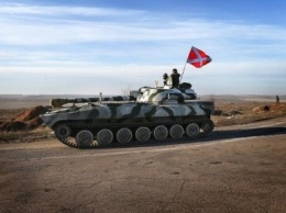 Украинские разведчики обнаружили спрятанные танки и САУ боевиков