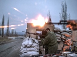 Боевики утром обстреляли позиции сил АТО вблизи Горловки, - пресс-центр
