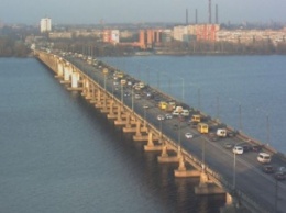 В Днепропетровске капитально отремонтируют Новый мост