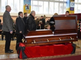 В Запорожье похоронили известного тяжелоатлета Жаботинского