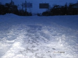 Коварная угроза: в Николаеве под расчищенными от снега дорогами "открылся" лед