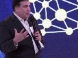 Саакашвили в Николаеве объявил, что украинцам не понятно, почему они должны быть на стороне государства