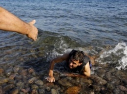 Жителей греческих островов номинируют на премию мира за помощь беженцам