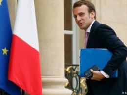 В Париже надеются, что летом ЕС может снять санкции с России