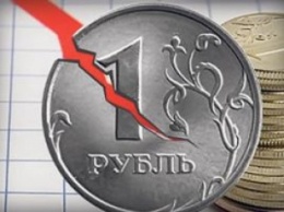 Россия: Падение рубля приведет к росту въездного туризма