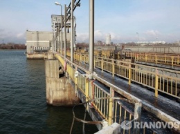 В РФ с новосибирской ГЭС эвакуировали 100 человек из-за сообщения о бомбе