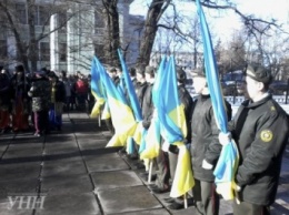 В Днепропетровске почтили память погибших в бою под Крутами