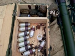Тайник с боеприпасами обнаружили в Донецкой области