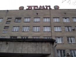 В Николаевской БСМП мажор со свитой побил стекла и повредил рентген-аппарат. Случилось ли это, если бы здесь был пост полиции?