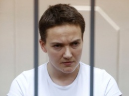 Савченко опознала в одном из своих похитителей помощника Суркова