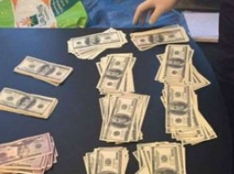 На Полтавщине полицейского задержали на взятке в 30 тыс долларов