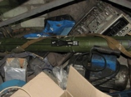 СБУ изъяла из схрона в Луганской обл. гранаты, патроны и оружие
