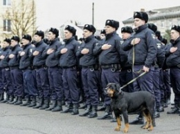 В городах и селах будут работать 12 тысяч полицейских - Аваков