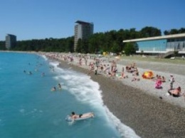 Абхазия: пляжи будут платными, но чистыми