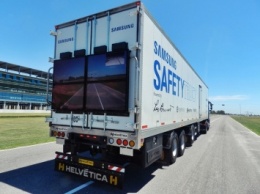 Samsung начинает использование своих «прозрачных» грузовиков на дорогах (ФОТО)
