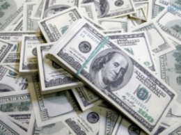 Банкиры рассказали, как скандал в Кабмине ударил по доллару