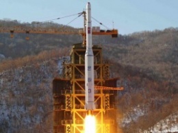 КНДР запустила ракету дальнего радиуса действия