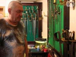 Коллекционер оружия Петрашин рассказал, кто похитил его экспонаты