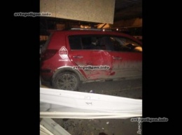 ДТП в Одессе: на Балковской таксист протаранил автостоянку. ФОТО